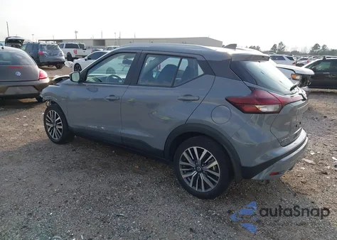 2021 Nissan Kicks Sv Xtronic Cvt z USA, uszkodzony, nr VIN 3N1CP5CV5ML540243